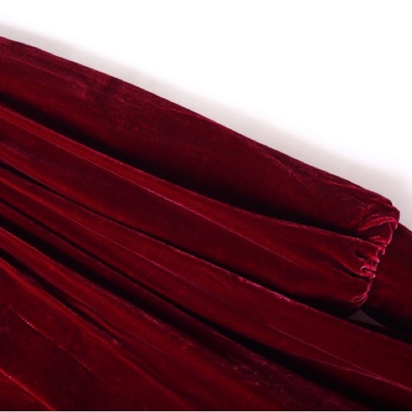 **NWOT **Vintage Silk Velvet Housecoat Handmade Flower Detail Doll Collar - Picture 9 of 17